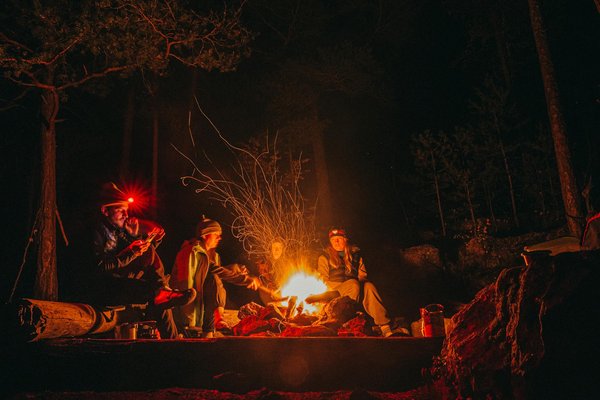 Explorez les Meilleurs Sentiers de Randonnée à Partir de Votre Camping dans les Landes !
